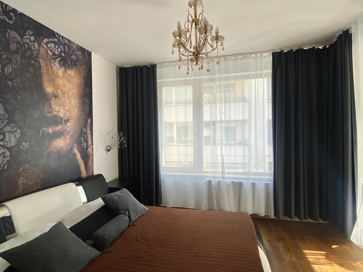 New Residence Apartments Near Wenceslas Square Praag Buitenkant foto