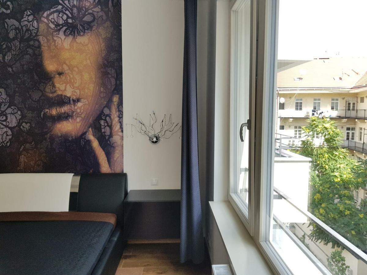 New Residence Apartments Near Wenceslas Square Praag Buitenkant foto